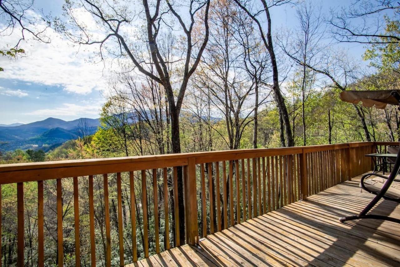 Bear View Chalet With Hot Tub And Near Ober جاتلينبرج المظهر الخارجي الصورة
