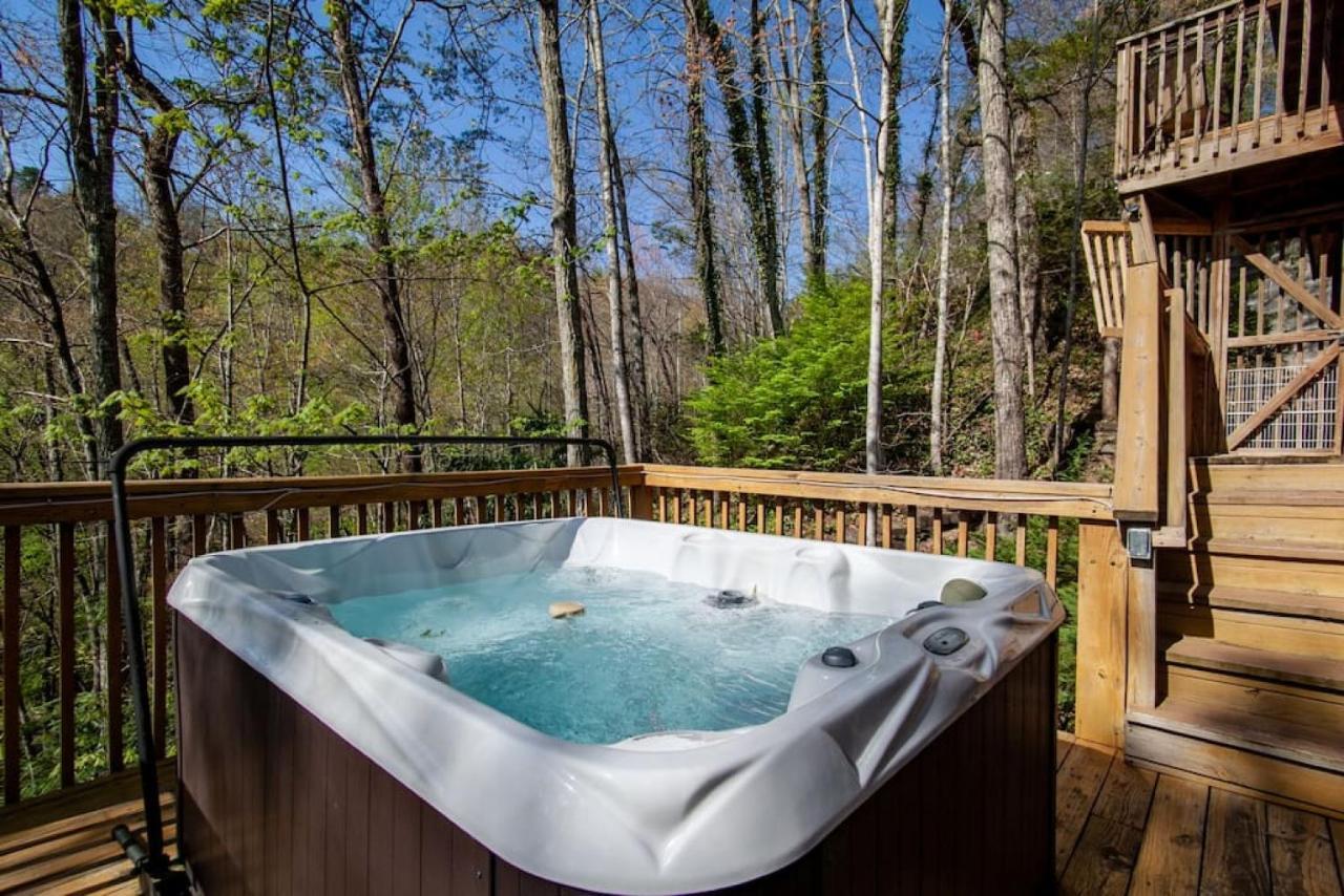 Bear View Chalet With Hot Tub And Near Ober جاتلينبرج المظهر الخارجي الصورة